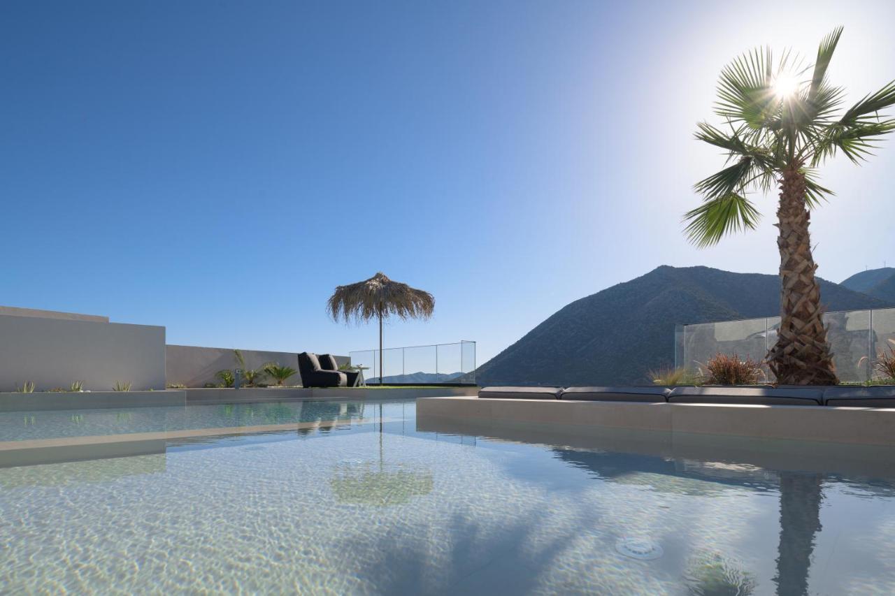 Mayana Luxury Villa, An Infinite Blue Experience, By Thinkvilla Bali  Экстерьер фото